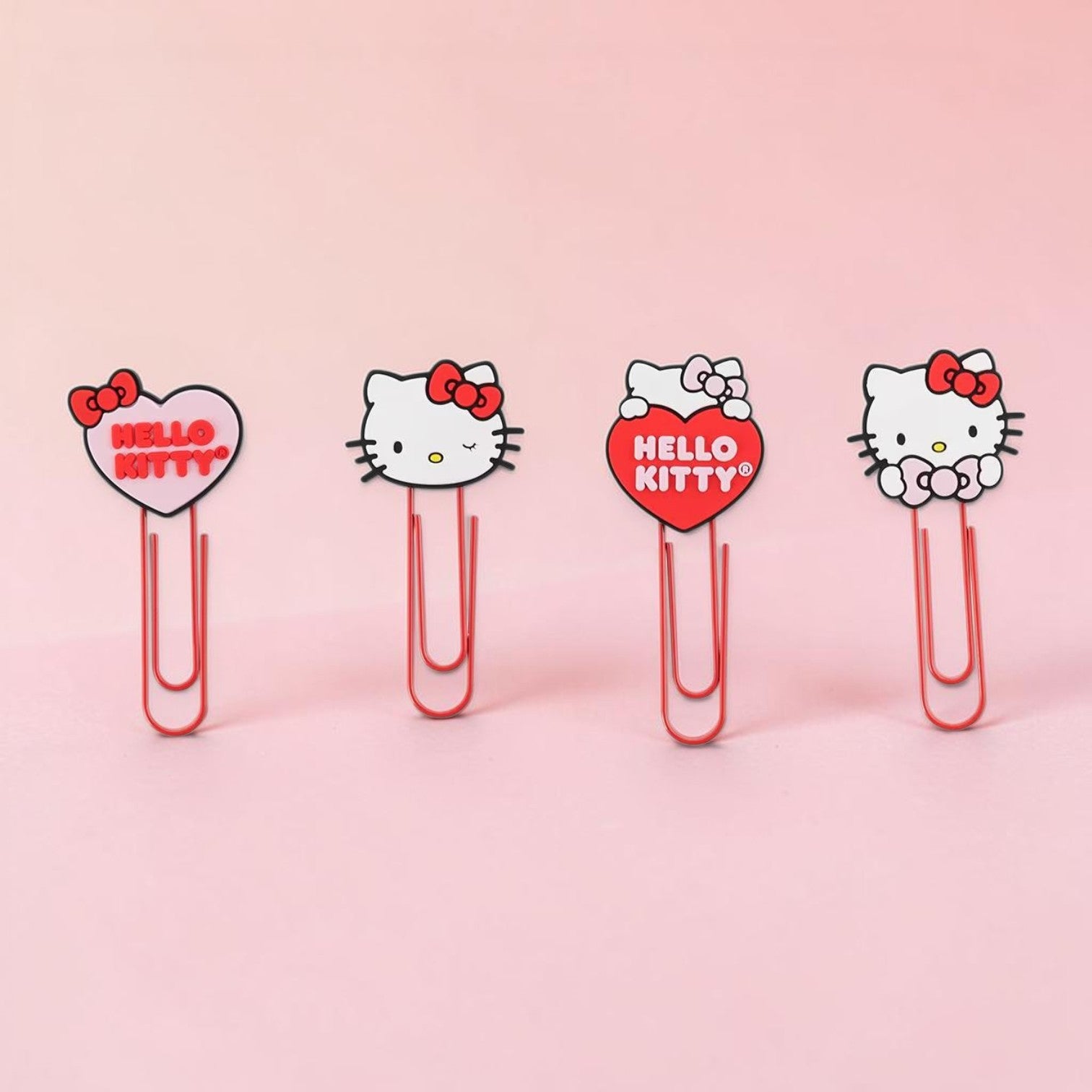 Fun paper clips x 4 HELLO KITTY Mooving