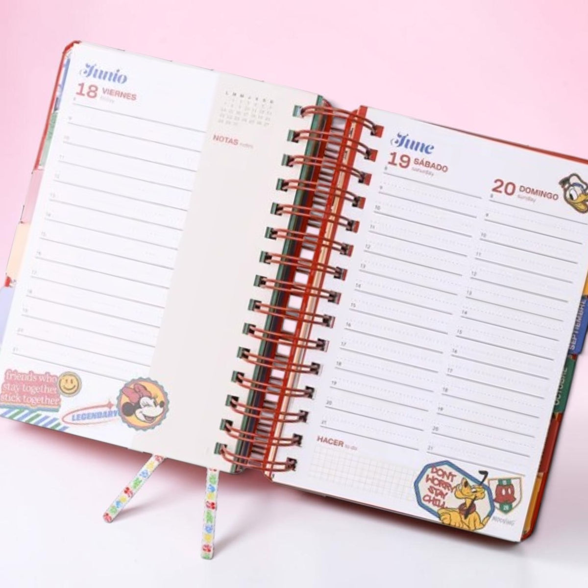 Agenda Mooving Mickey & Friends 2027 diaria con espiral